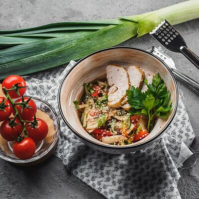 Салат тори кунсей в Maki Family по цене 339