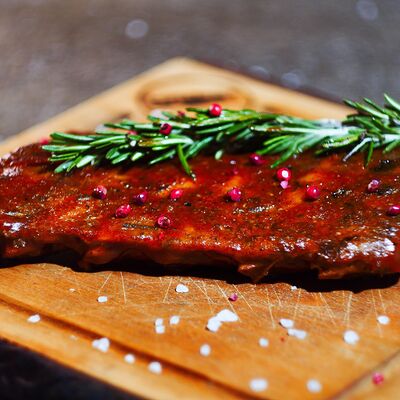 Свиные ребра в Brisket Eat&Fun по цене 890 ₽