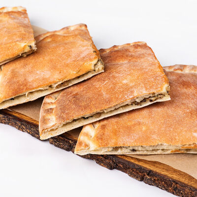 Осетинский пирог с грибами и курицей в Хинкали Хо по цене 680 ₽