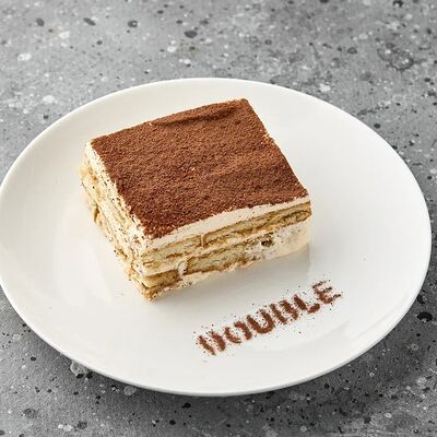 Юбилейный тирамису в Double по цене 240