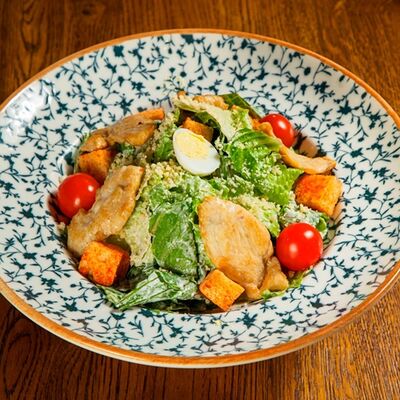 Салат Цезарь с курицей в Вах!Хинкали по цене 750 ₽