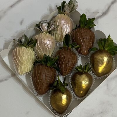 Клубника в шоколаде c в Allowberry по цене 3400 ₽