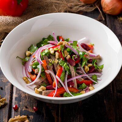 Салат Тбилиси в Тбилисоба по цене 800 ₽