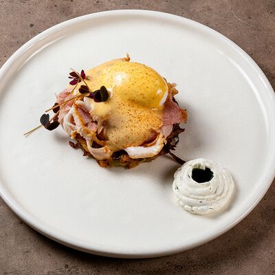 Драник с мортаделлой в Местные по цене 950 ₽