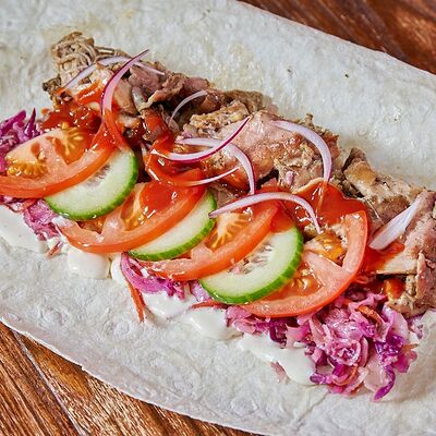 Шаурма Классическая с дополнительным мясом XL в ВкусноПарк по цене 450 ₽