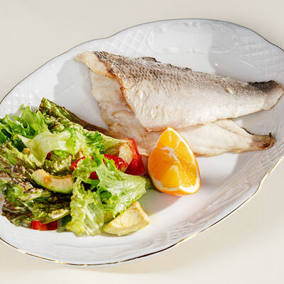 Запечённая дорадо в Siesta fiesta по цене 1950 ₽