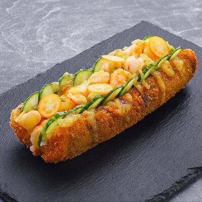 Ролл-дог с креветкой и авокадов Rolls Bar по цене 642 ₽