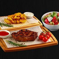 Обед по-гречески в Мясоед - пицца и гриль