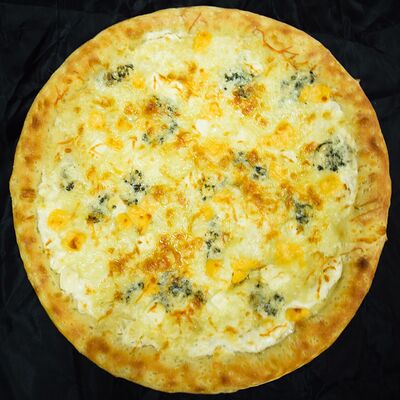 Пицца Пять сыров 30 см в Pizza Fest по цене 440 ₽