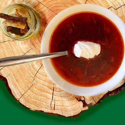 Борщ украинский со сметаной в Кафе калитка по цене 107 ₽