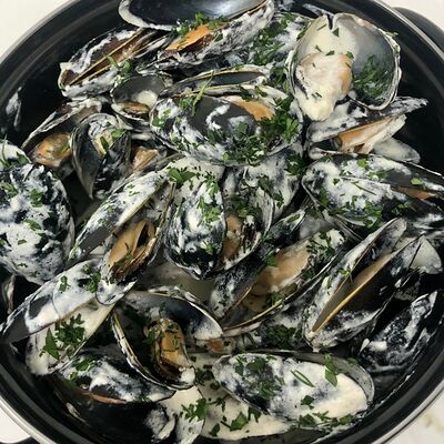 Мидии в сливочно-чесночном соусе в Фитнес меню по цене 1250 ₽