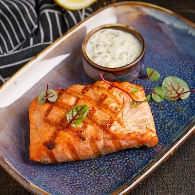 Стейк из форели на гриле в Баклажан в ТЦ 