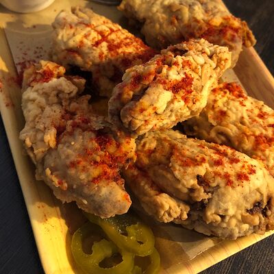 Острые крылышки в панировке в Богатырь по цене 390 ₽