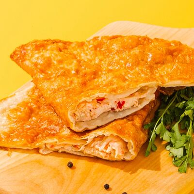 Чебурек с курицей по-азиатски в Чебурекми по цене 280 ₽