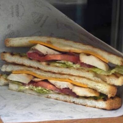 С курицей в Ками cafe club по цене 339 ₽