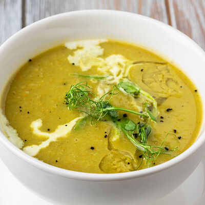 Крем-суп брокколи шпинат в Кофейня на Остоженке по цене 630 ₽