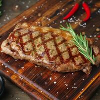 Нью-Йорк стейк в Steak Mafia