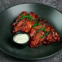 Крылышки в соусе BBQ в The Square