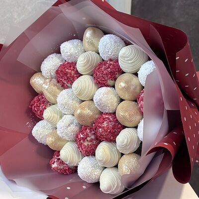 Букет клубники в шоколаде №5 XS в Di Panna Confetteria по цене 3000 ₽