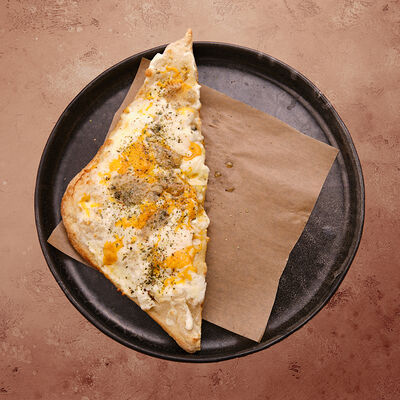 Пицца Сырная в The Pivo по цене 350 ₽