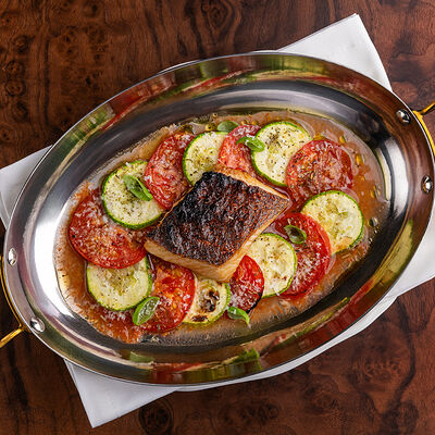 Палтус с овощами и соусом пан кон в Чочо по цене 1390 ₽