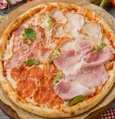 Пицца Футбольная в Delmario по цене 645 ₽