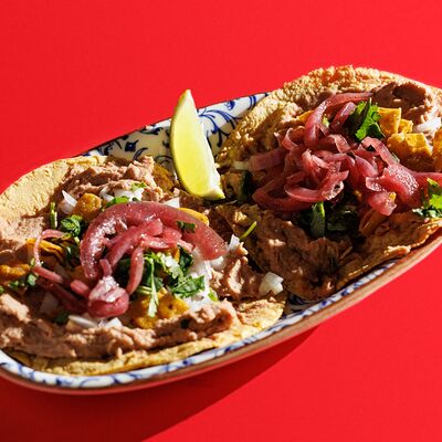 Тако с бобами Пинто в Muchachos по цене 600 ₽