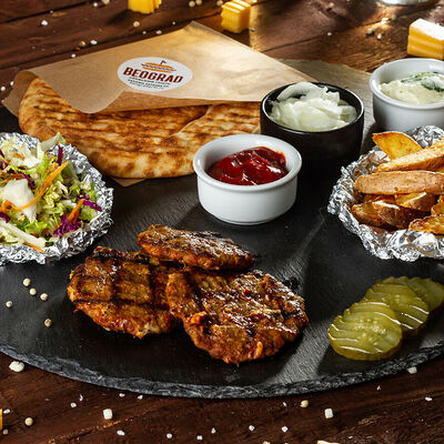 Сет на одного с уштипцами в Гриль-бар Београд по цене 500 ₽