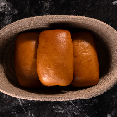 Пирожок с яйцом и луком в Наша хвоя по цене 80 ₽