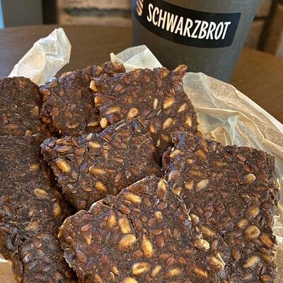 Чипсы бородинские зерновые в SCHWARZBROT немецкая пекарня по цене 125 ₽