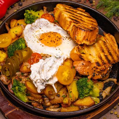 Грёстль в Paulaner Wirtshaus Polyanka по цене 950 ₽