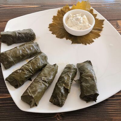 Долма в винoградных листьях в Очаг по цене 380 ₽