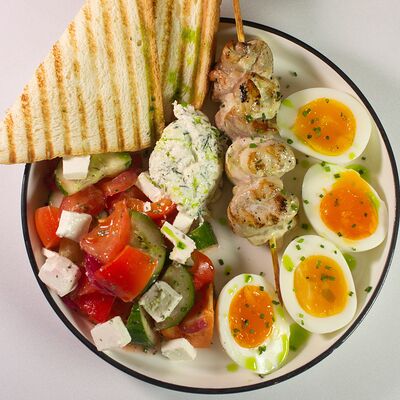 Завтрак по-гречески в APOLLO по цене 690 ₽