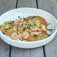 Драники с грибами и колбасками в сливках в BBJ Grill & Bar