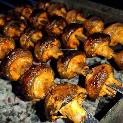 Шампиньоны на мангале в Му&За по цене 360 ₽