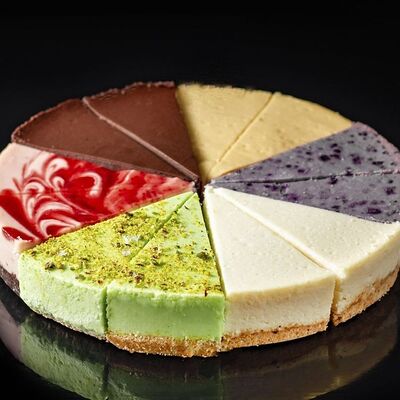 Чизкейк в кофе Coffeezy Specialty / Мороженое 33 пингвина по цене 230 ₽