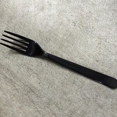 Вилка пластиковая в Карэ по цене 10 ₽