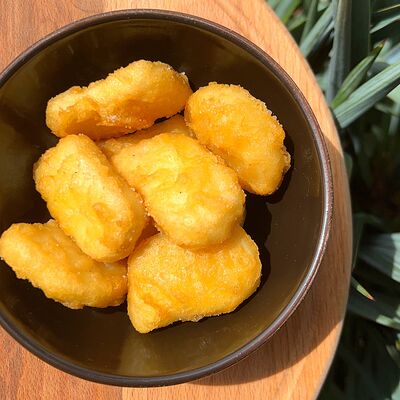 Наггетсы куриные в Чёрноморская пицца по цене 210 ₽