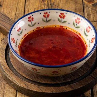 Борщ с курицей и сметаной в Сыроварня по цене 250 ₽