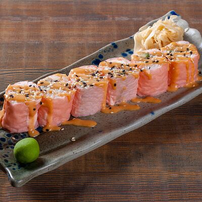 Ролл Мамэ Маки с угрем в Bao по цене 570 ₽