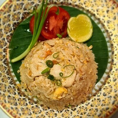 Као Пад Моо / Гай в Thai Pattara Restaurant по цене 762 ₽