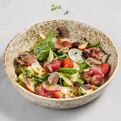 С ростбифом, рукколой и пармезаном в Гастробар DOM по цене 630