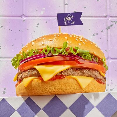 Острый бургер с соусом кочудян в Dostaевский по цене 355 ₽