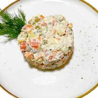 Оливье с курой в Камелот