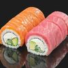 Ролл с лососем и тунцом в Sushi Kama по цене 650