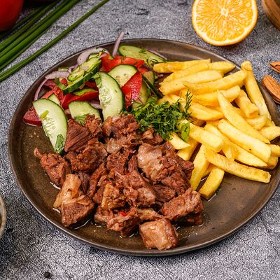 Азу по-татарски в КАФЕ ВЕСНА по цене 840 ₽