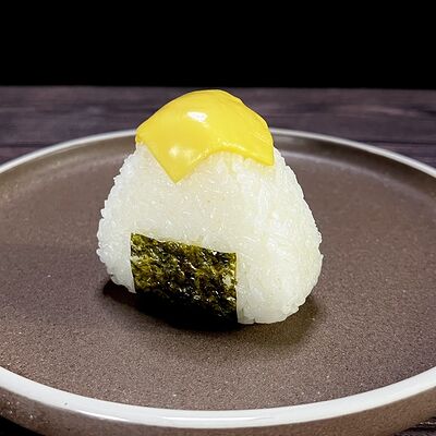 Онигири чикен в Hatimaki по цене 219 ₽