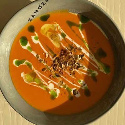 Пикантный тыквенный крем-суп в Zanoza по цене 630 ₽