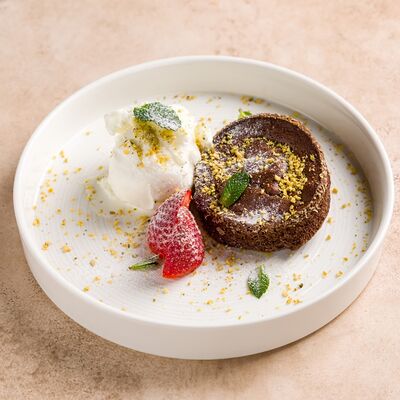 Фондан с мороженым от Шефа в RestikVam по цене 490 ₽