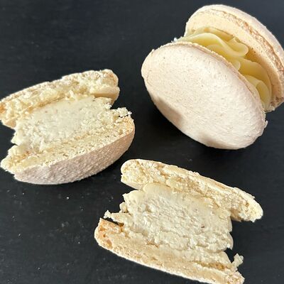 Макарон Белые грибыв Кондитерская Конфетка Питер по цене 205 ₽